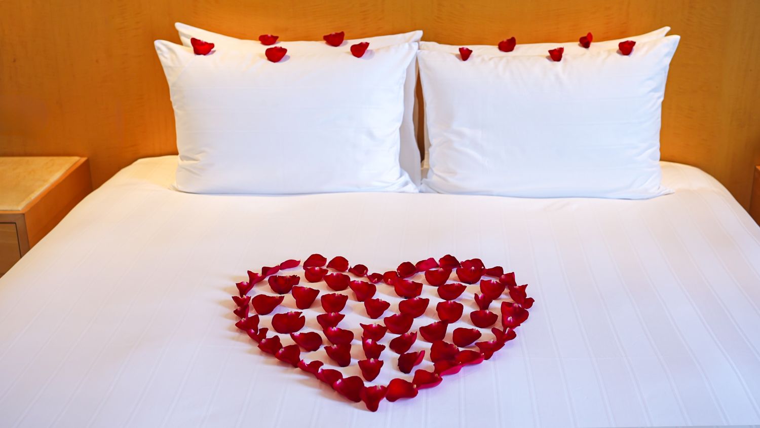 Surprise someone with a hotelstay