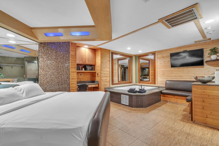 Premium suite thumb